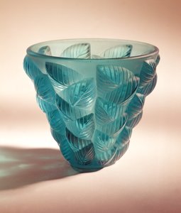モワサック花瓶、1902年頃（ガラス）